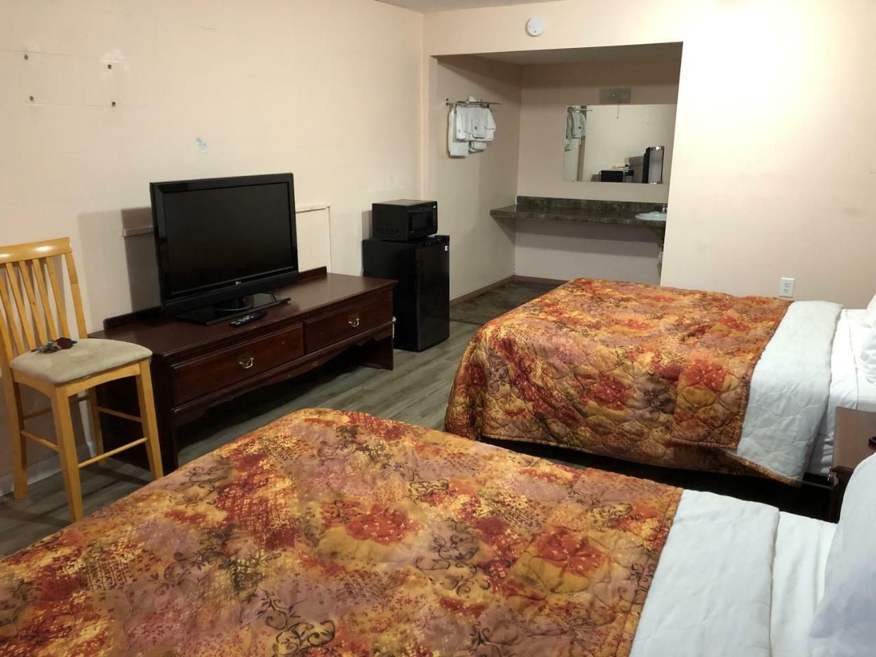 Town Motel Oshkosh Kültér fotó