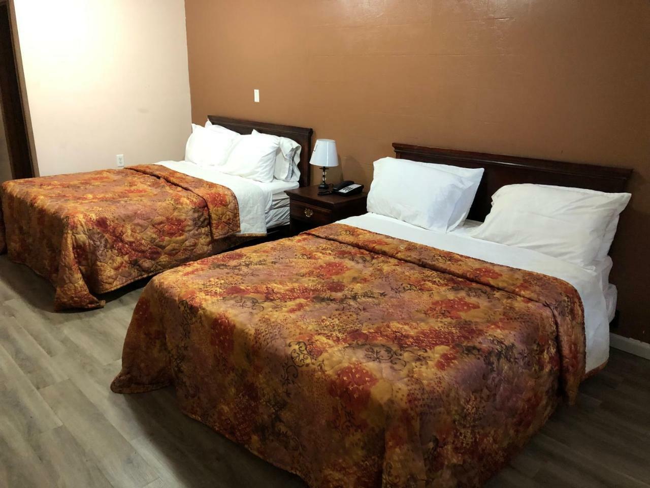 Town Motel Oshkosh Kültér fotó